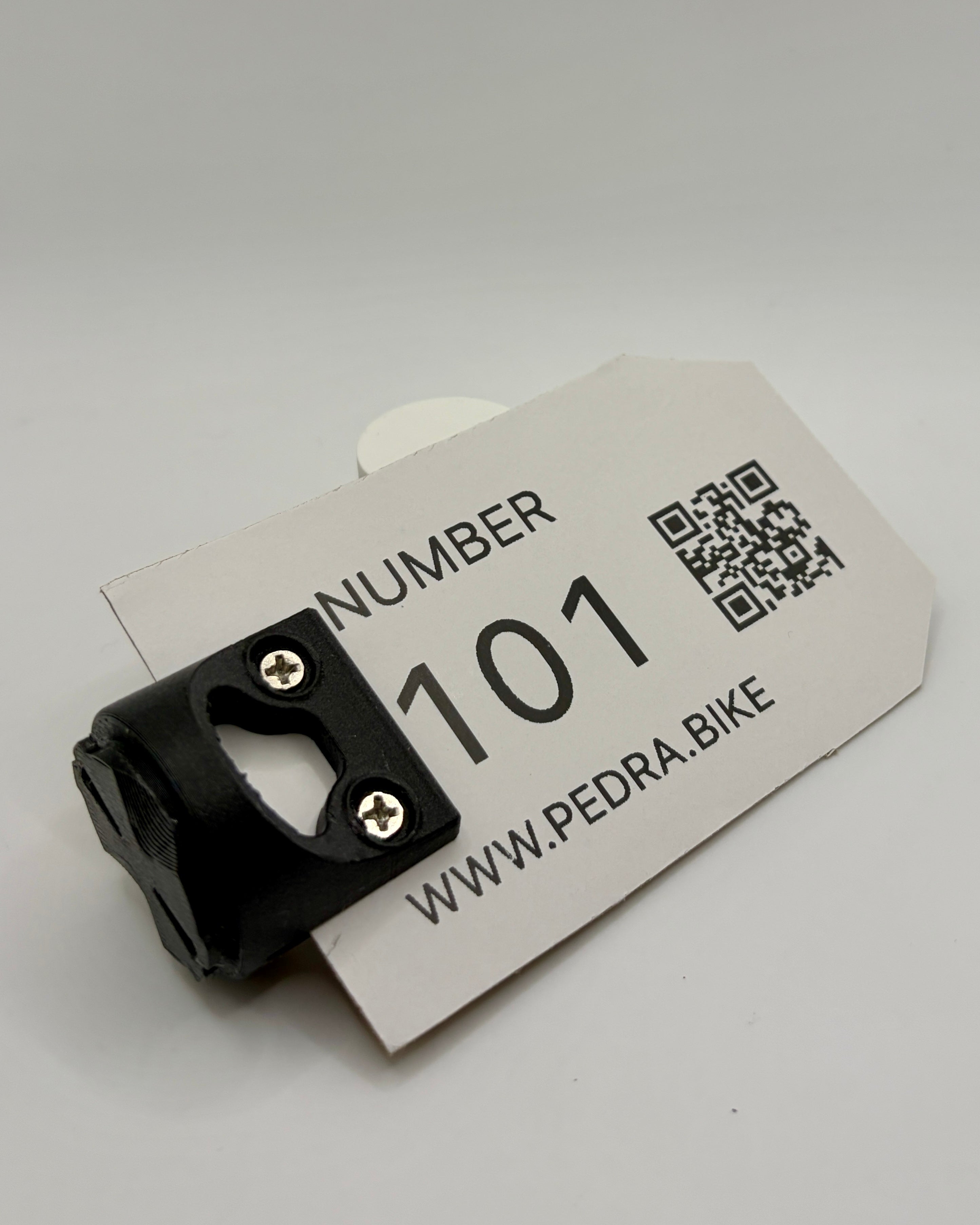 Soporte Trasero de Dorsal (Compatible con anclaje Garmin)