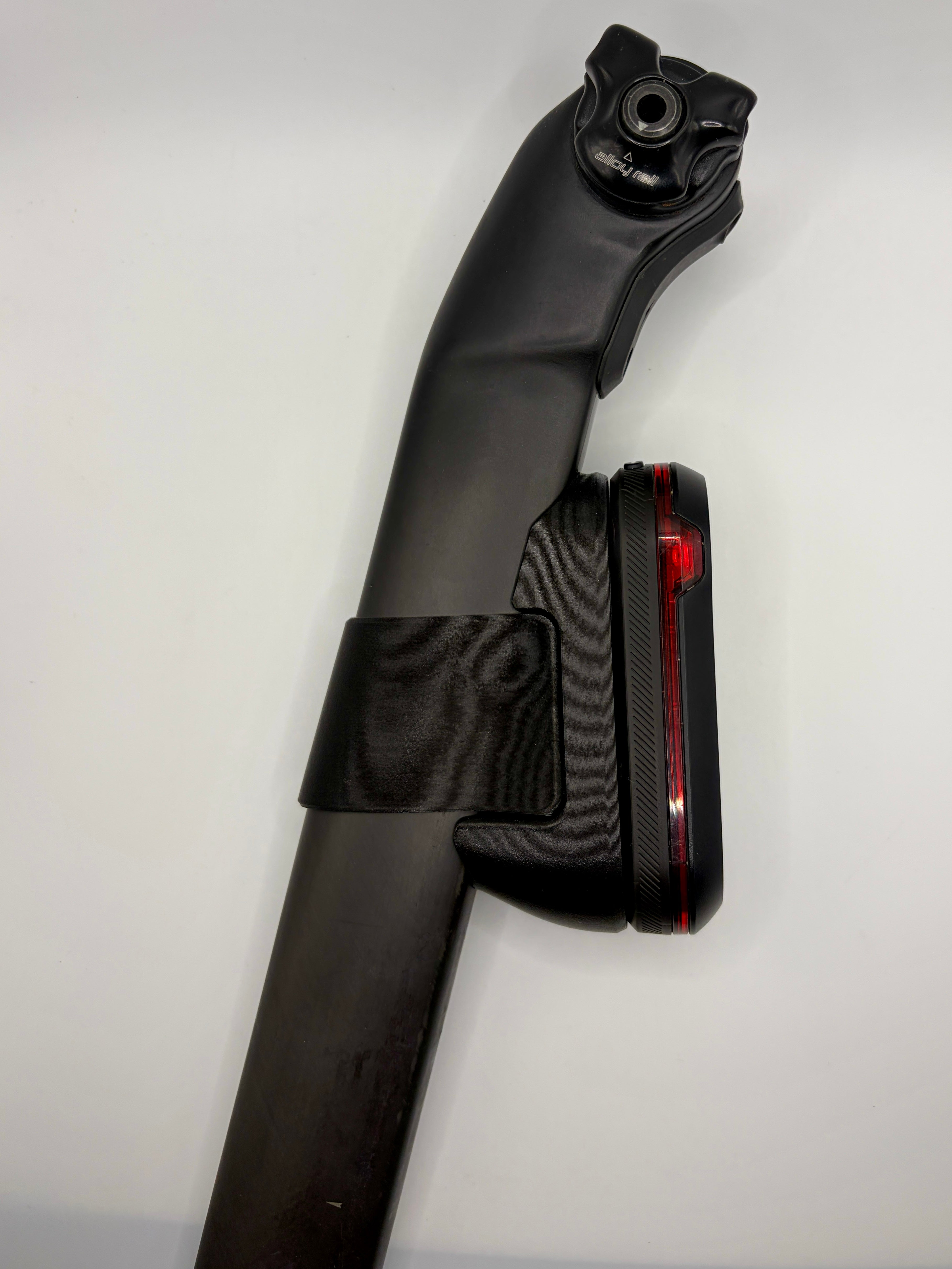 Suporte Garmin 515 Varia Aero + Slot AirTag
