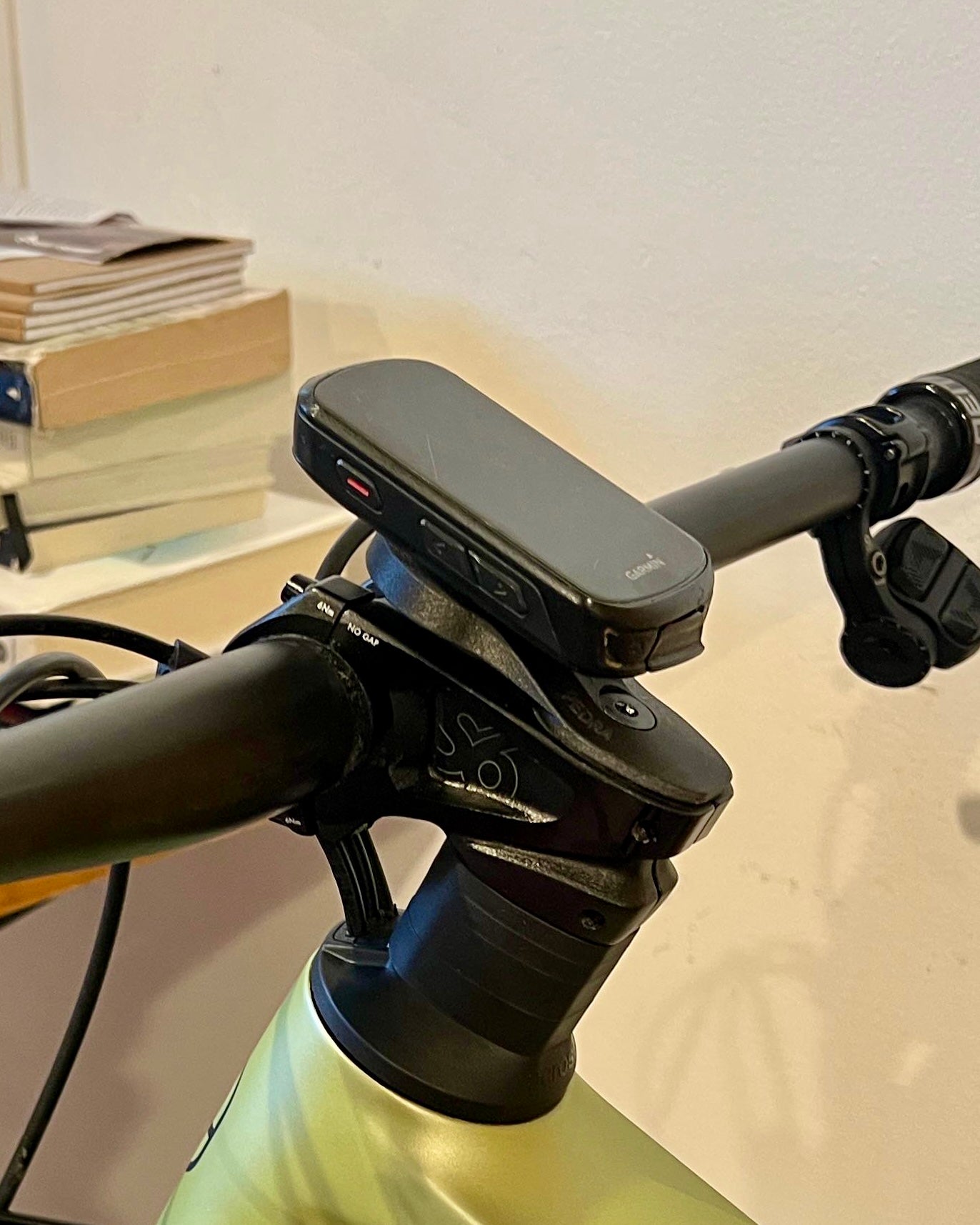 Soporte GPS para Mondraker Podium & Crafty | Potencias ONOFF S6 y S9