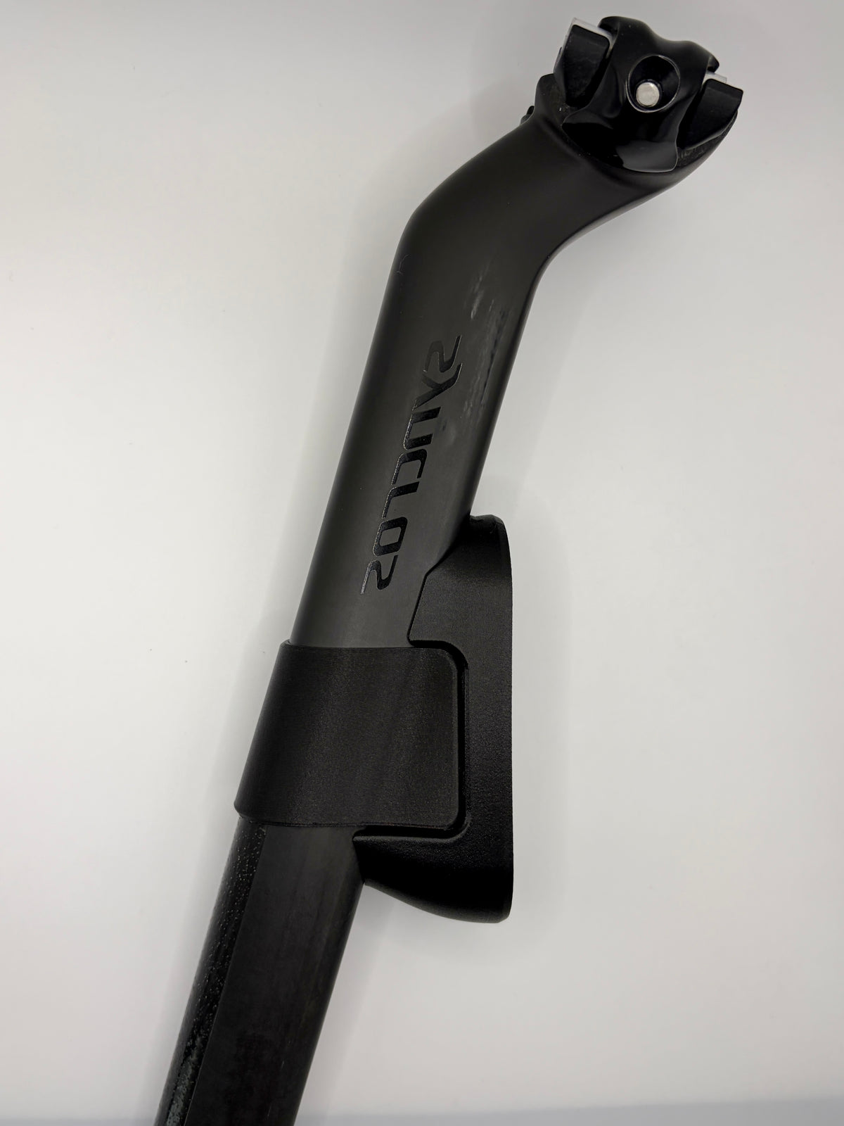 Soporte Garmin 515 Varia Aero + Slot AirTag
