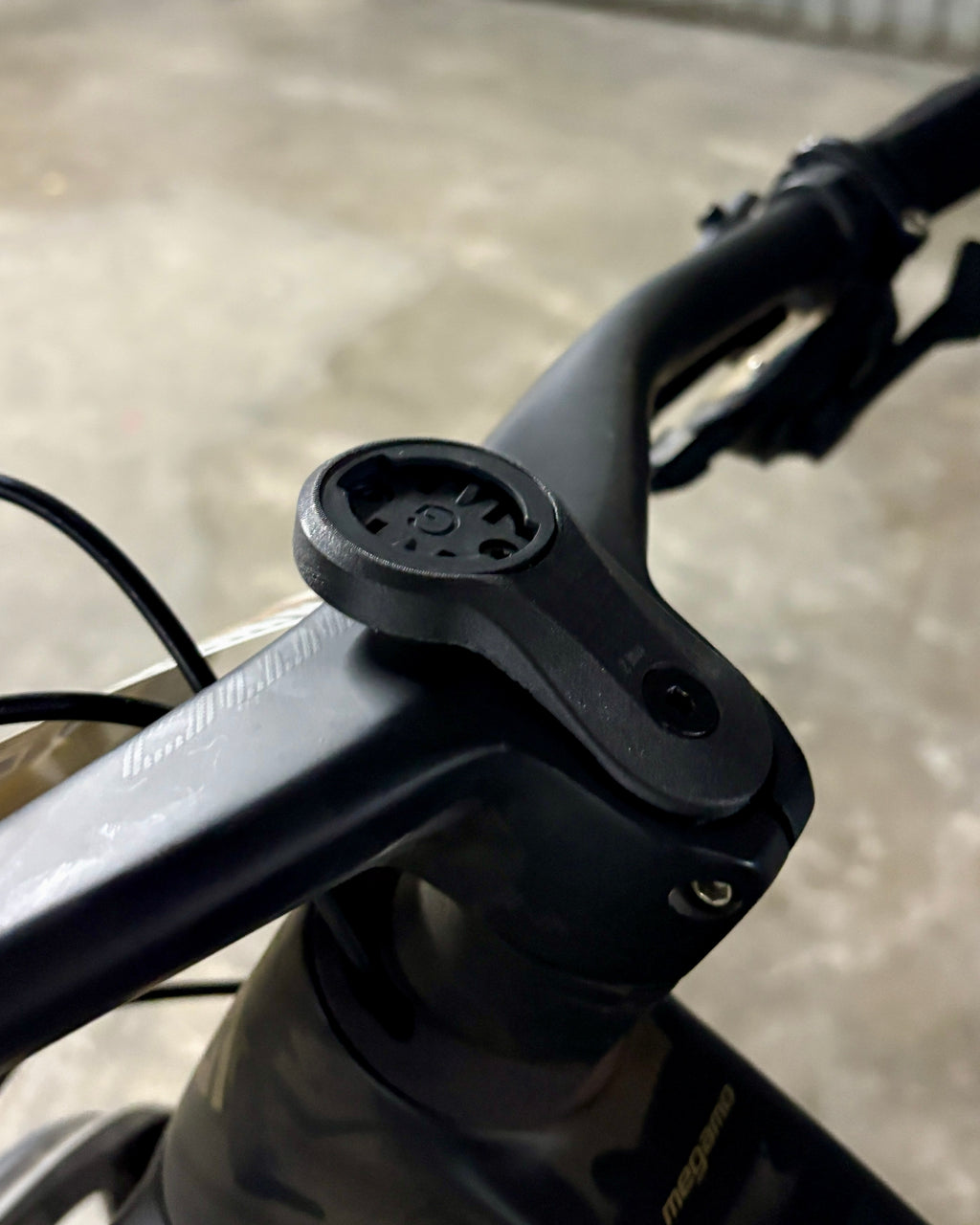 Soporte GPS reforzado para Megamo Track