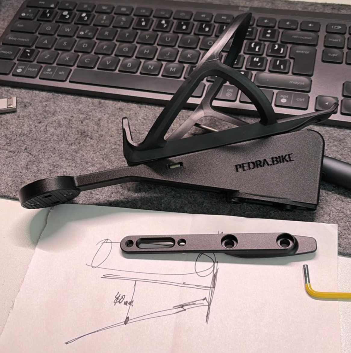 Support BTA bidon et GPS pour Argon E119